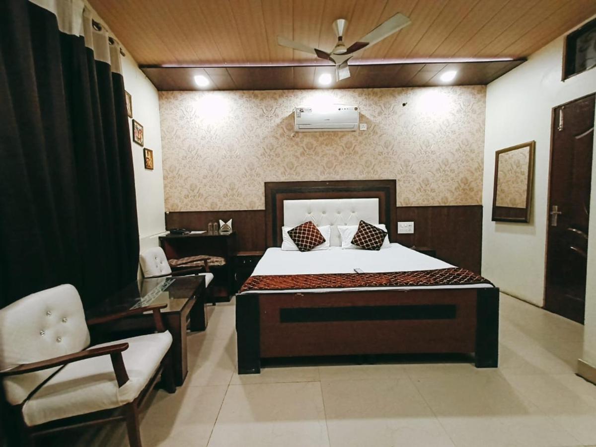 Hotel Mehak Kapurthala Luaran gambar